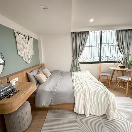 Green Hotel & Apartment Hn - By Bay Luxury